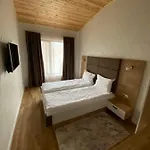 Villa Dea & Ina - & Park In By Flat Mаnager Velingrad