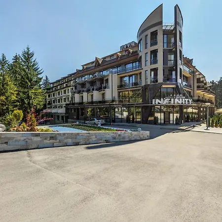 Dea & Ina - & Park In By Flat Mаnager Луксозна вила *