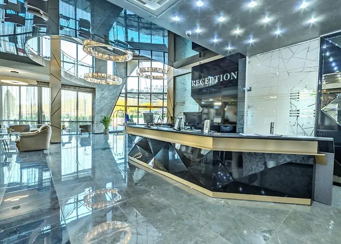 Dea & Ina - & Park In By Flat Mаnager ヴィラ