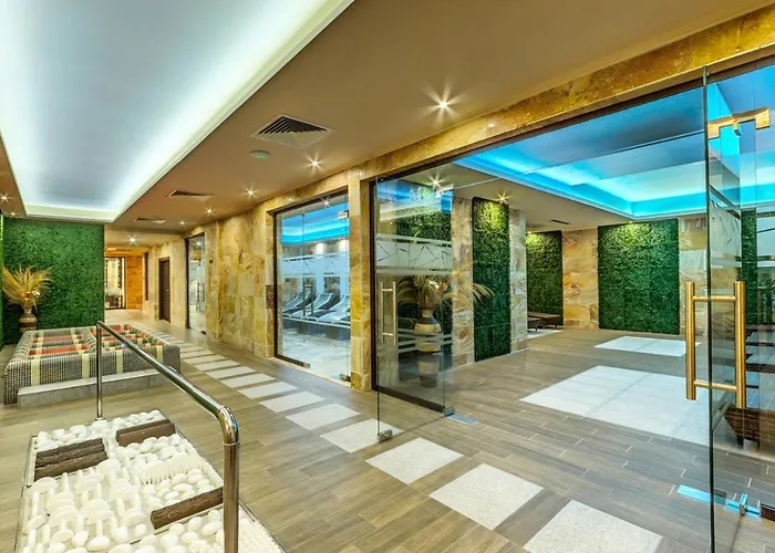 Dea & Ina - & Park In By Flat Mаnager ヴィラ